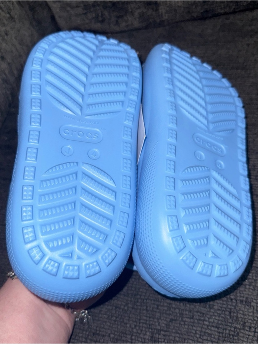 Crocs Blue Glitter Clog Unisex Kids Shoes Crocs Comfort J4- New - Picture 7 of 7